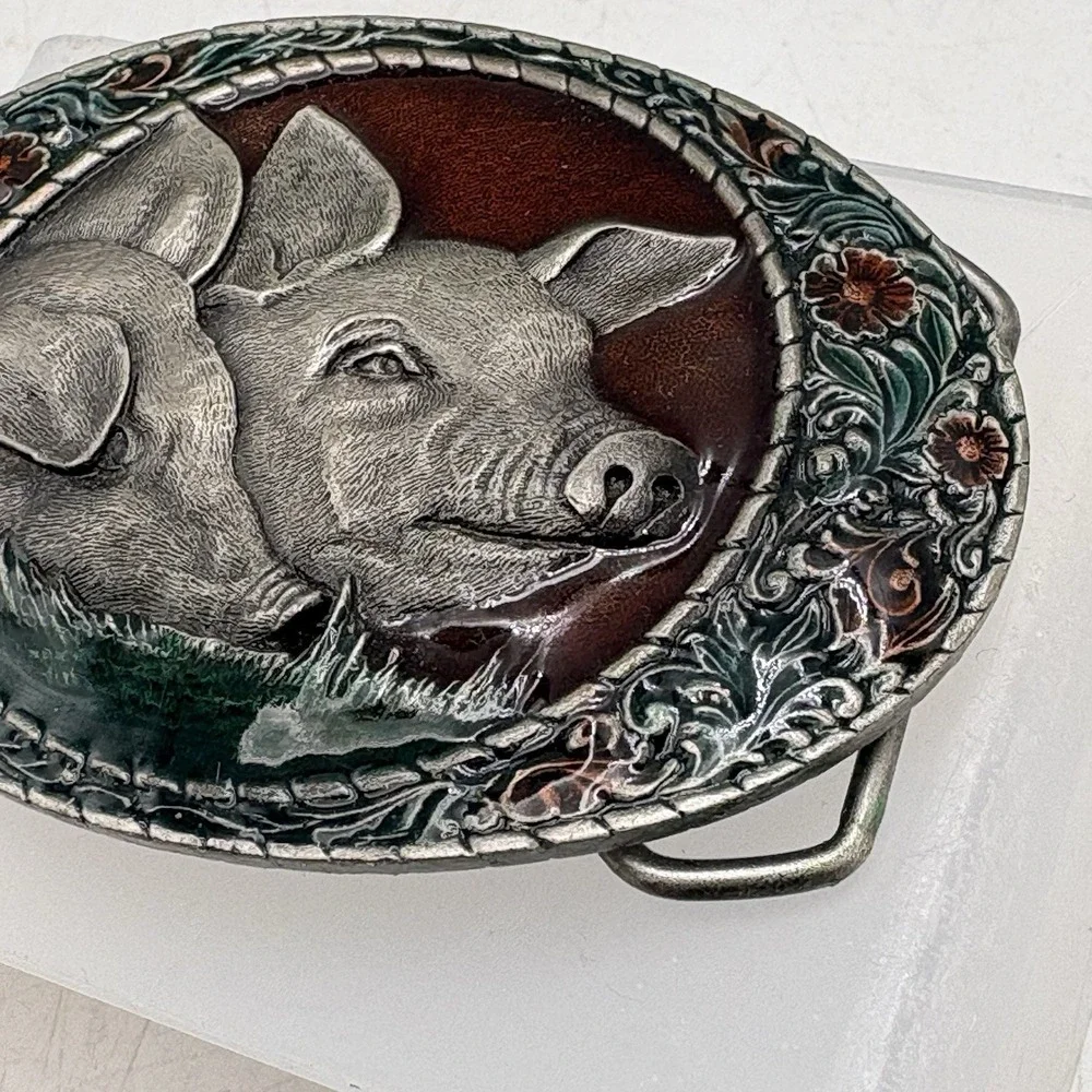 Indiana Metal Craft Silvertone Pig Pair Enamel Belt Buckle Hog VTG 1982 Y49
